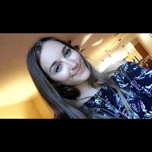 Meet your Posher, Delaney